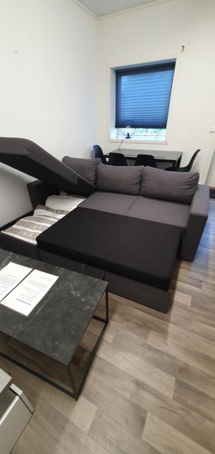 Tromsoapartment Silent Area With Nice View I Have Warm Caravan For Rent Same Place, 4 People Bagian luar foto